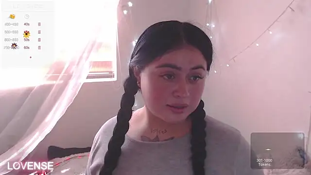 PamelaDoouce online show from January 8, 2025, 6:31 pm