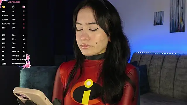 ZaraDames  online show from November 15, 2025, 2:26 am