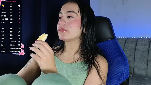 ZaraDames  online show from March 14, 2026, 2:28 am