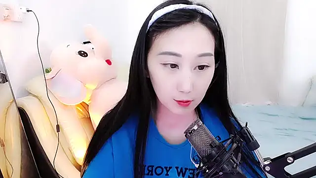 Alcohol 1 online show from September 13, 2025, 1:44 pm