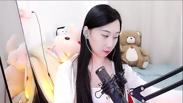 Alcohol 1 online show from November 12, 2025, 1:48 pm