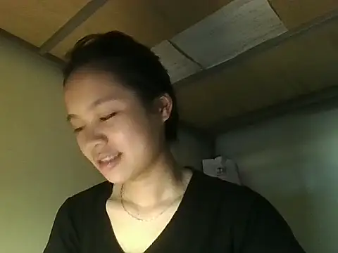 Snapshot of Be-MyMy chatting on September 14, 2025, 2:12 am Be-MyMy online show from September 14, 2025, 2:12 am