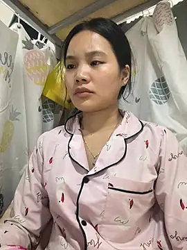 Snapshot of Be-MyMy chatting on February 22, 2025, 1:57 pm Be-MyMy online show from February 22, 2025, 1:57 pm