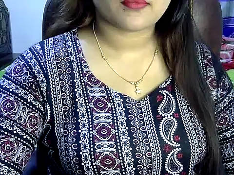 BengaliQueenStar online show from February 21, 2025, 3:43 pm