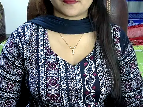 BengaliQueenStar online show from February 24, 2025, 5:31 pm