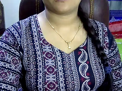 BengaliQueenStar online show from February 25, 2025, 2:26 pm