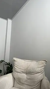 sophia goth online show from February 6, 2026, 2:35 pm