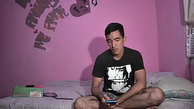 Sweetiefoxxx online show from March 3, 2025, 2:06 pm