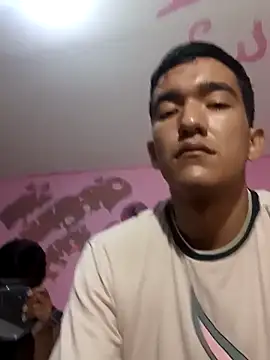 Sweetiefoxxx online show from March 6, 2025, 1:57 pm