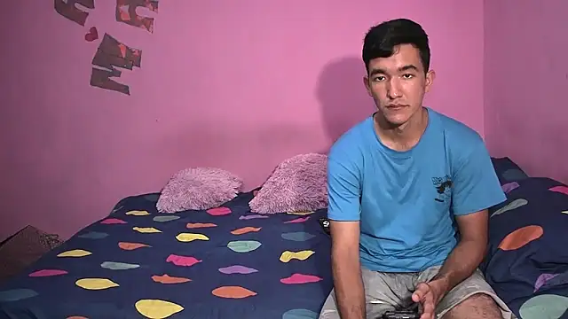 Sweetiefoxxx online show from October 20, 2025, 6:41 pm