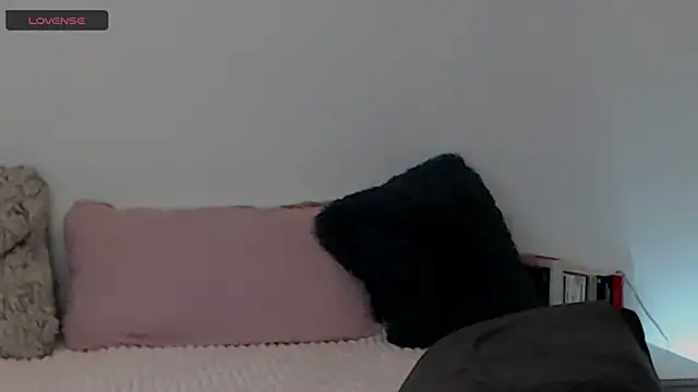 BriannaBk online show from April 14, 2026, 3:06 pm