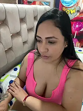 marta201 alfaro online show from January 13, 2025, 3:58 pm