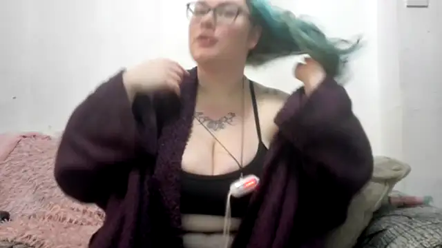 Snapshot of Bustycurves chatting on February 27, 2026, 10:53 pm Bustycurves online show from February 27, 2026, 10:53 pm