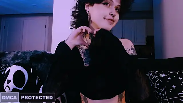 Snapshot of NaughtyLittleFox chatting on March 13, 2026, 4:39 am NaughtyLittleFox online show from March 13, 2026, 4:39 am