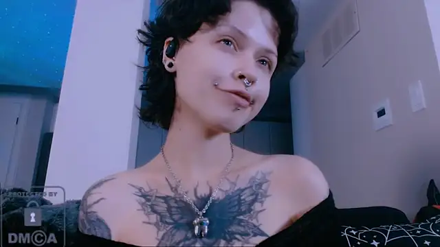 NaughtyLittleFox online show from July 28, 2026, 1:35 am
