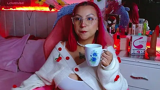 Littlerouse  online show from October 8, 2025, 11:49 pm