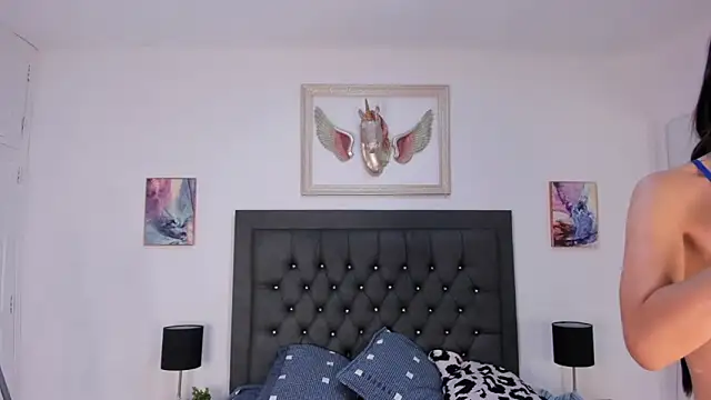 manu lara online show from November 7, 2025, 11:48 am