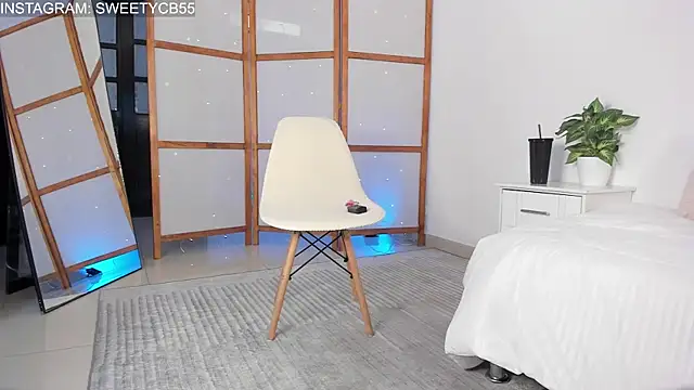 Snapshot of MissLinda chatting on October 7, 2025, 3:02 pm MissLinda online show from October 7, 2025, 3:02 pm