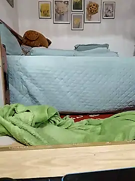 cream1299 online show from November 28, 2025, 12:55 am