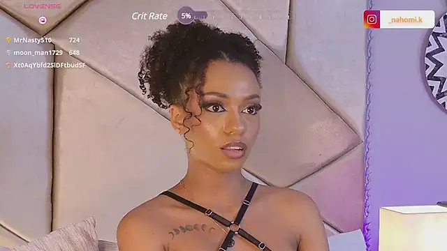 Snapshot of Nahomi_King chatting on March 15, 2025, 4:21 pm Nahomi King online show from March 15, 2025, 4:21 pm