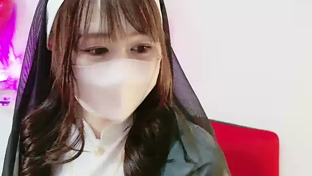 aaanyan online show from February 13, 2025, 1:37 pm