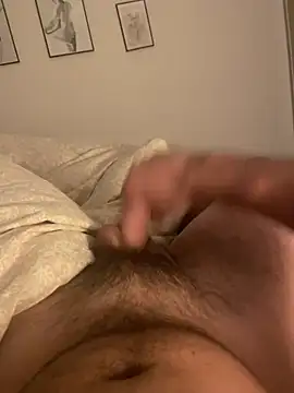 Snapshot of Banana_Boy chatting on March 7, 2025, 11:05 pm Banana Boy online show from March 7, 2025, 11:05 pm