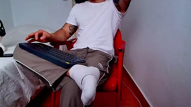 Snapshot of juandking chatting on November 13, 2025, 10:08 am juandking online show from November 13, 2025, 10:08 am