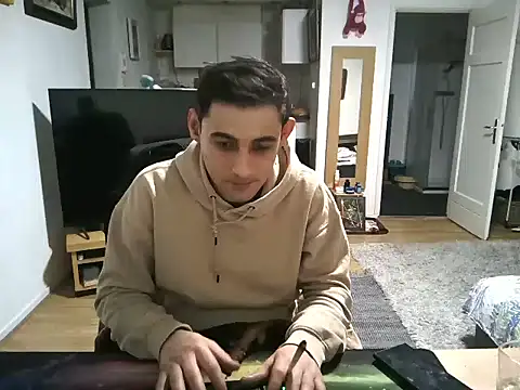 mihaimichael online show from March 13, 2025, 3:44 am