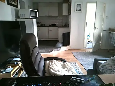 mihaimichael online show from September 19, 2025, 11:36 am