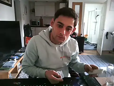 mihaimichael online show from March 10, 2025, 12:06 pm