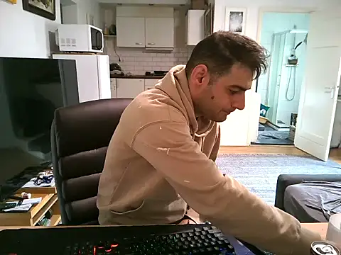 mihaimichael online show from September 21, 2025, 2:55 pm