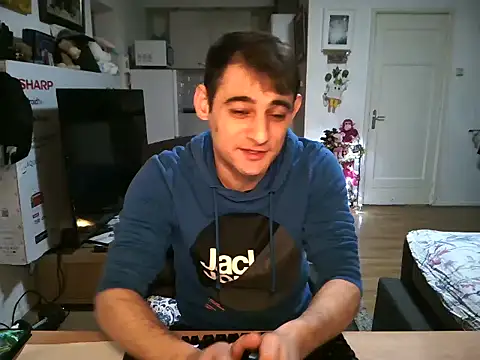 mihaimichael online show from December 17, 2025, 5:07 pm