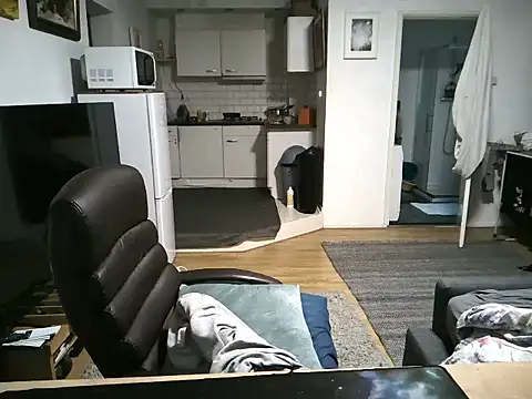 mihaimichael online show from September 26, 2025, 5:58 am