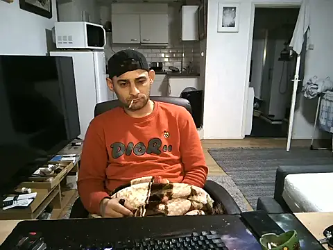 mihaimichael online show from September 17, 2025, 2:02 am