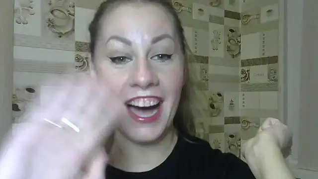 TherestlessKitty online show from December 6, 2024, 6:20 am