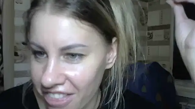 TherestlessKitty online show from October 7, 2025, 11:39 pm