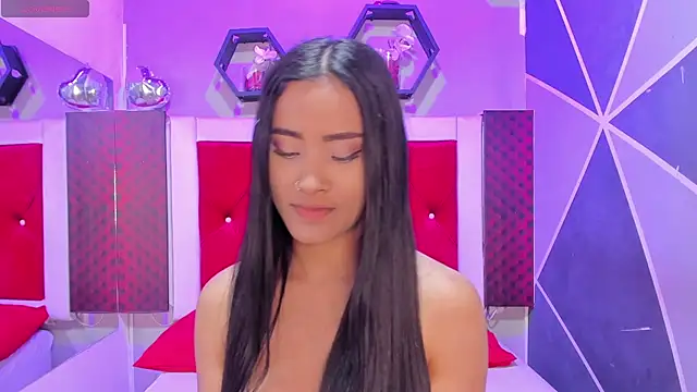 Snapshot of Karoll014 chatting on February 23, 2026, 12:17 pm Karoll014 online show from February 23, 2026, 12:17 pm