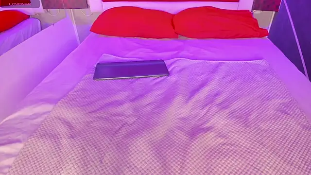 Snapshot of Karoll014 chatting on February 20, 2026, 11:56 am Karoll014 online show from February 20, 2026, 11:56 am