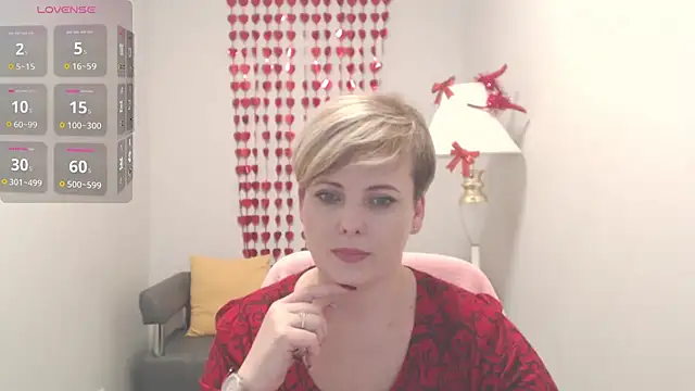 Snapshot of Julia_Wilsone chatting on February 10, 2025, 1:11 pm Julia Wilsone online show from February 10, 2025, 1:11 pm