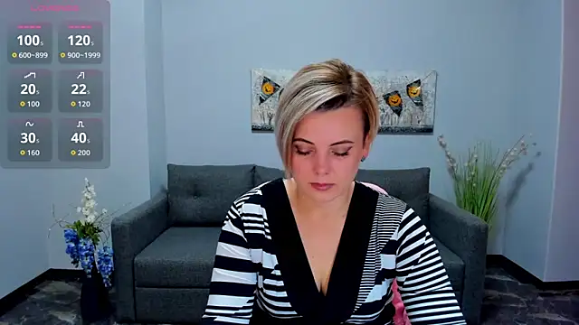 Julia Wilsone online show from November 2, 2025, 6:40 am