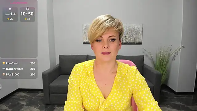 Snapshot of Julia_Wilsone chatting on January 18, 2025, 3:59 pm Julia Wilsone online show from January 18, 2025, 3:59 pm
