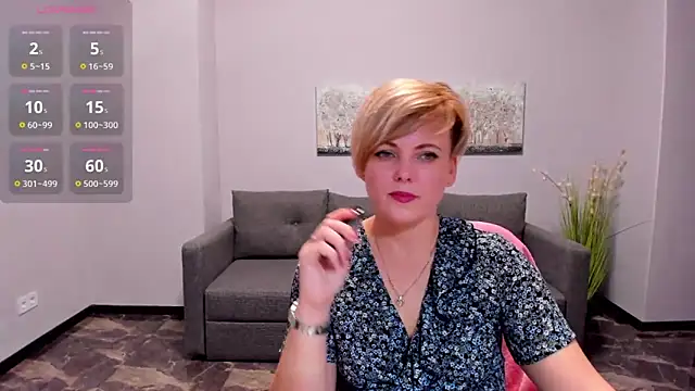 Snapshot of Julia_Wilsone chatting on March 12, 2025, 12:57 pm Julia Wilsone online show from March 12, 2025, 12:57 pm