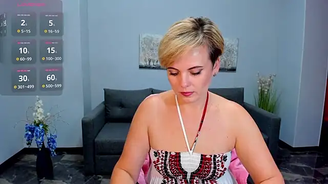 Snapshot of Julia_Wilsone chatting on September 18, 2025, 5:43 am Julia Wilsone online show from September 18, 2025, 5:43 am