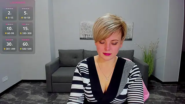 Snapshot of Julia_Wilsone chatting on March 4, 2025, 12:33 pm Julia Wilsone online show from March 4, 2025, 12:33 pm