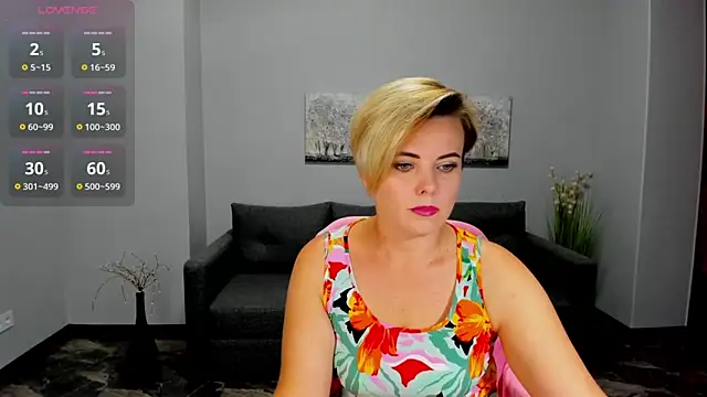 Snapshot of Julia_Wilsone chatting on September 11, 2025, 11:43 am Julia Wilsone online show from September 11, 2025, 11:43 am