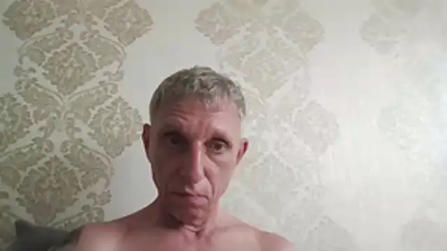 BobbyXRoyal online show from June 8, 2026, 5:24 pm