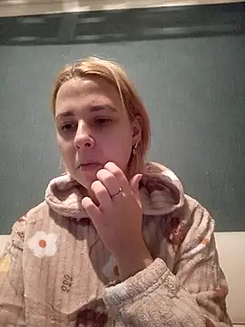 Gussie Bridie online show from February 13, 2025, 2:31 pm