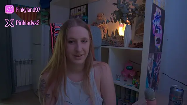 Snapshot of Pinkyladyxxx chatting on February 21, 2026, 4:20 pm Pinkyladyxxx online show from February 21, 2026, 4:20 pm