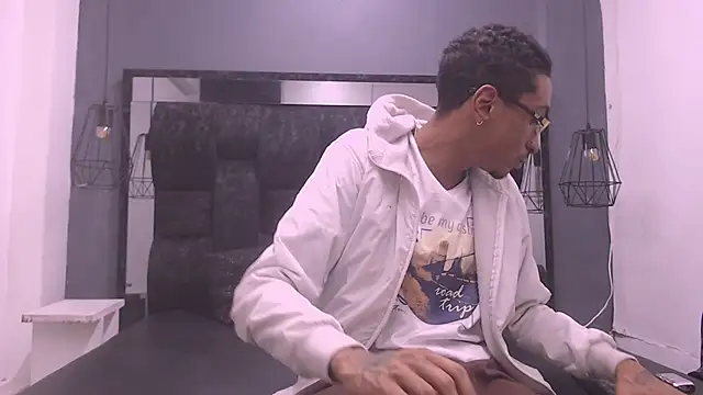 Jose Smoke online show from November 10, 2025, 3:44 am