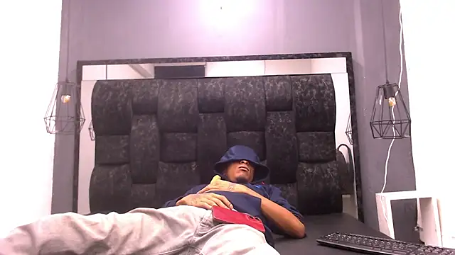 Jose Smoke online show from October 8, 2025, 3:19 am